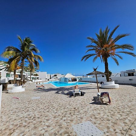 Azul Tuscan Playa Y Piscina Costa Teguise Eksteriør bilde