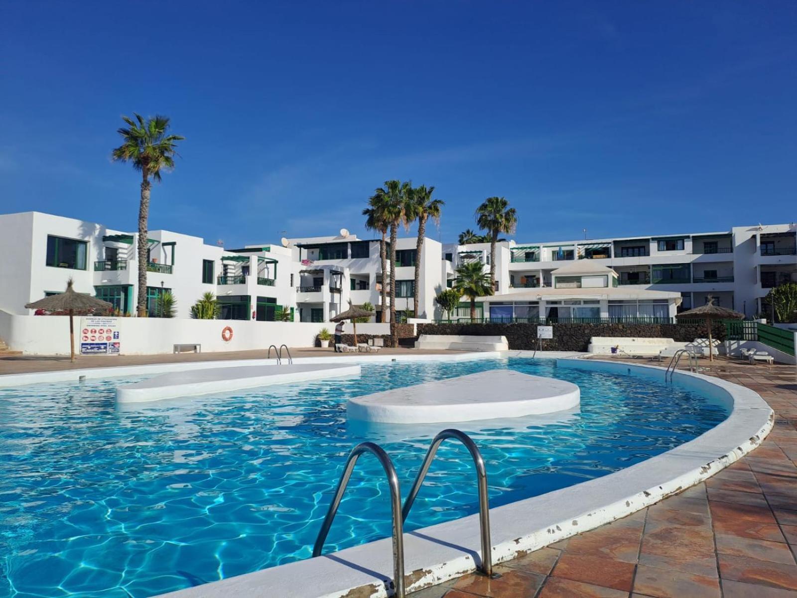 Azul Tuscan Playa Y Piscina Costa Teguise Eksteriør bilde