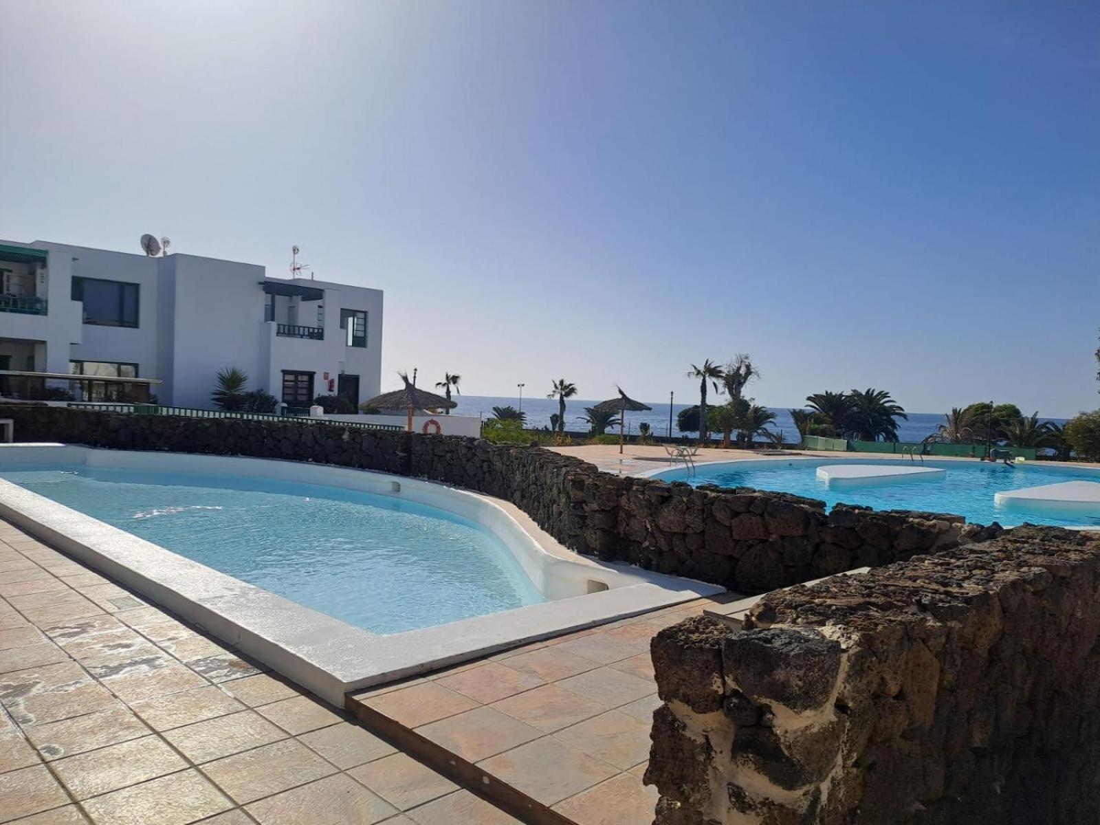 Azul Tuscan Playa Y Piscina Costa Teguise Eksteriør bilde