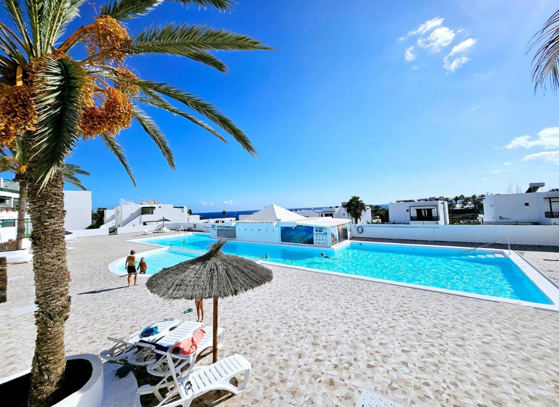 Azul Tuscan Playa Y Piscina Costa Teguise Eksteriør bilde
