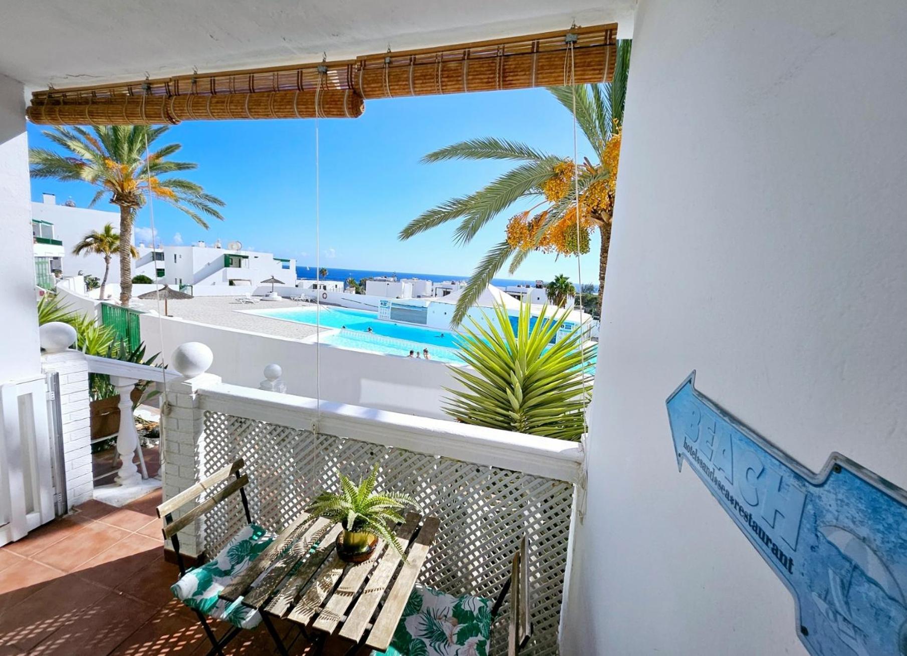 Azul Tuscan Playa Y Piscina Costa Teguise Eksteriør bilde